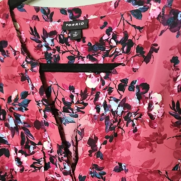 Torrid Romantic Floral Shirtdress Crepe de Chine Pink Floral Dress 0X - Picture 4 of 13